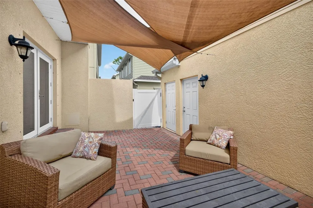 217 49TH AVENUE St Petersburg, FL 33703