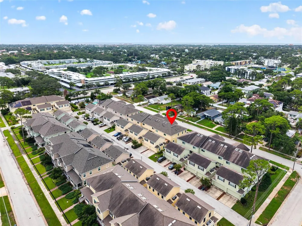 217 49TH AVENUE St Petersburg, FL 33703