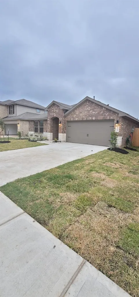 1514 Maple Ridge Drive