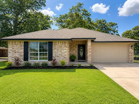 216 Sleepy Hollow Drive