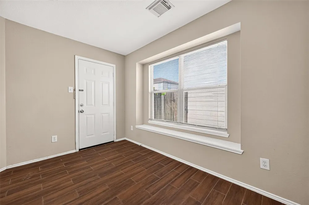12926 Valleygate Lane Houston, TX 77072
