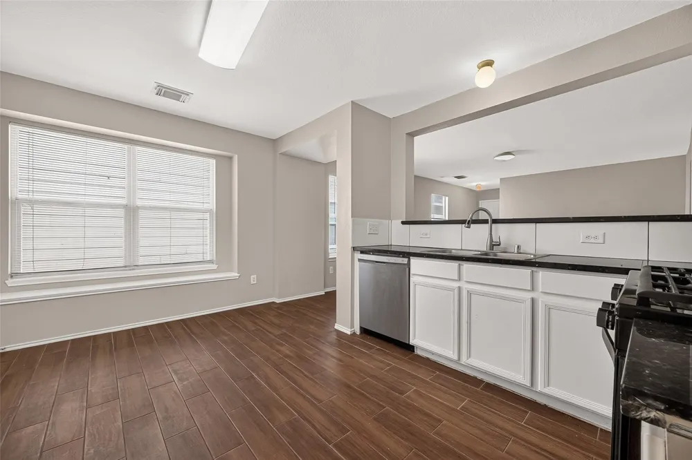 12926 Valleygate Lane Houston, TX 77072