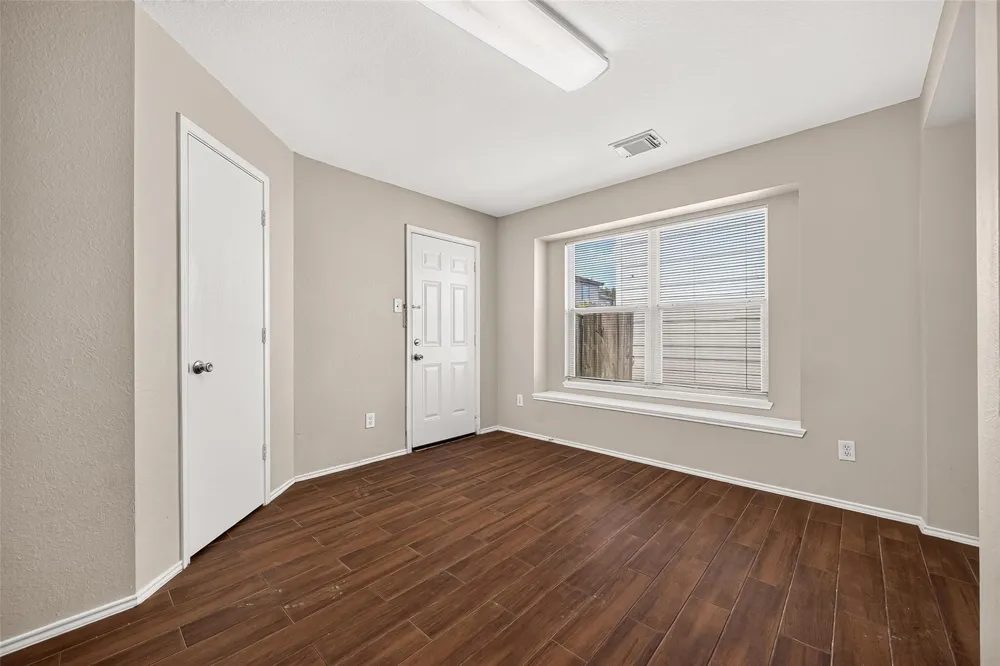 12926 Valleygate Lane Houston, TX 77072
