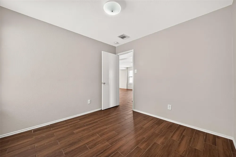 12926 Valleygate Lane Houston, TX 77072