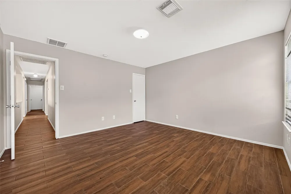 12926 Valleygate Lane Houston, TX 77072