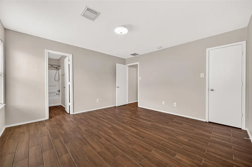 12926 Valleygate Lane Houston, TX 77072