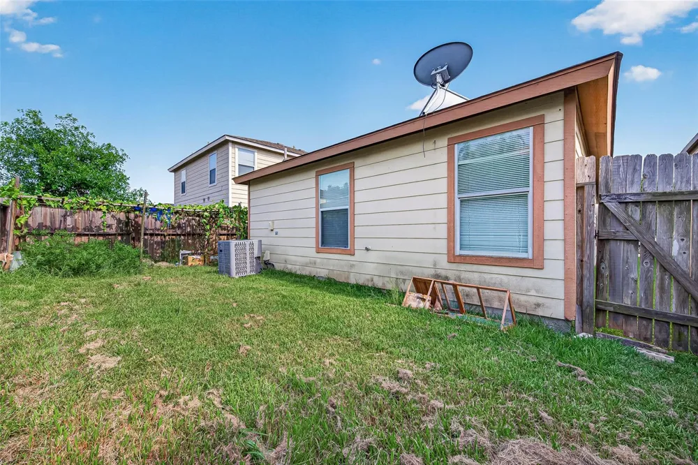 12926 Valleygate Lane Houston, TX 77072