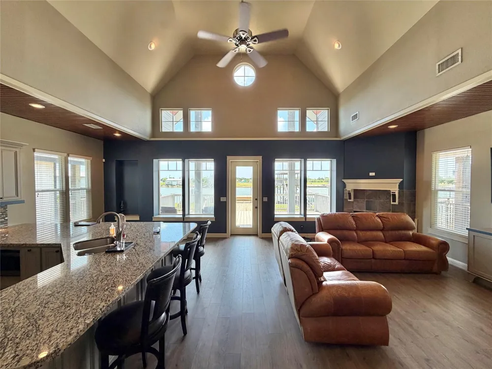 217 S Front Street Freeport, TX 77541