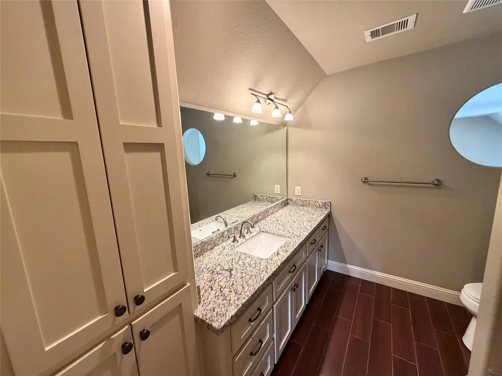 217 S Front Street Freeport, TX 77541