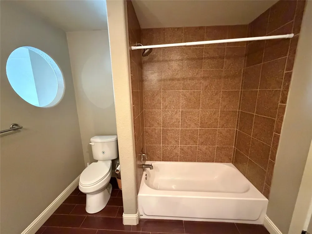 217 S Front Street Freeport, TX 77541