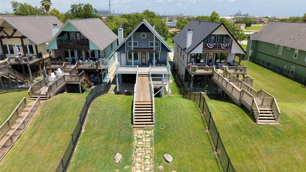 217 S Front Street Freeport, TX 77541
