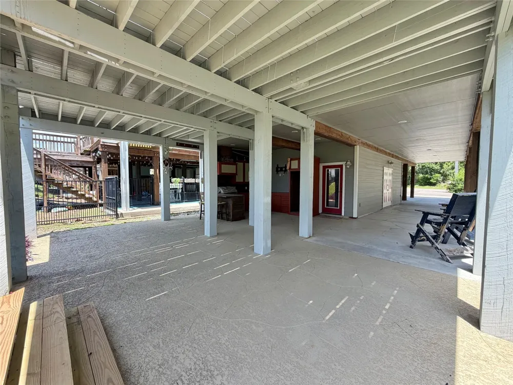 217 S Front Street Freeport, TX 77541