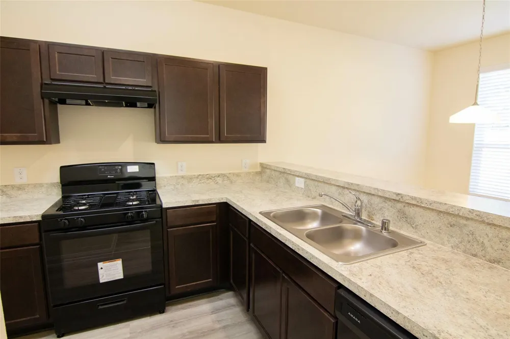 4155 Farmers Pass Road Houston, TX 77014