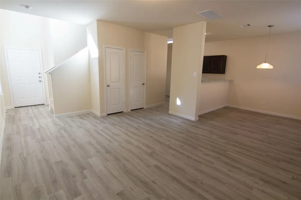 4155 Farmers Pass Road Houston, TX 77014