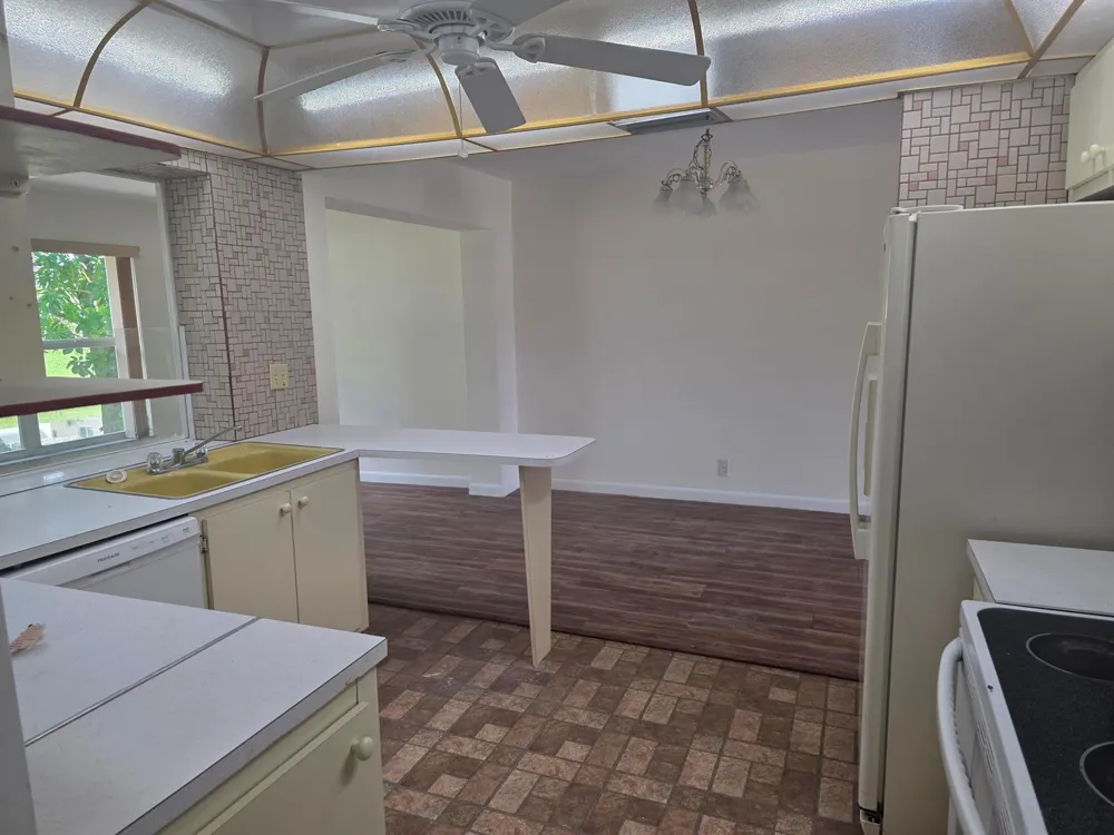 7195 NW 9TH COURT Margate, FL 33063