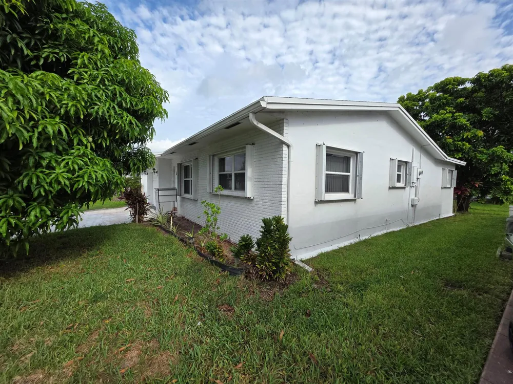 7195 NW 9TH COURT Margate, FL 33063