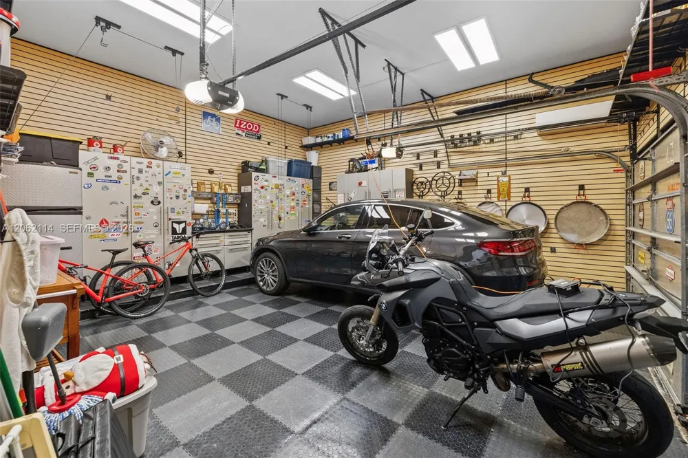 21103 NE 38th Ave #77 Aventura, FL 33180