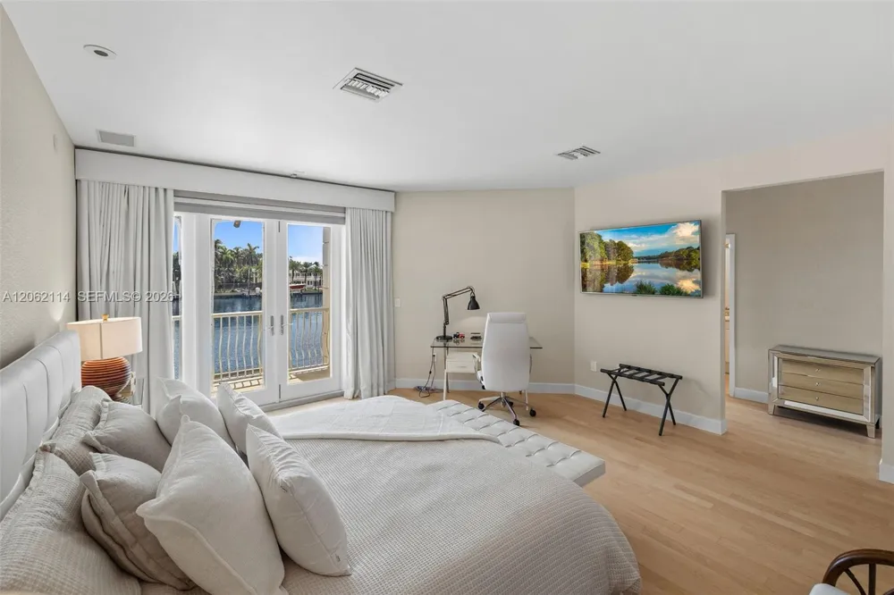 21103 NE 38th Ave #77 Aventura, FL 33180