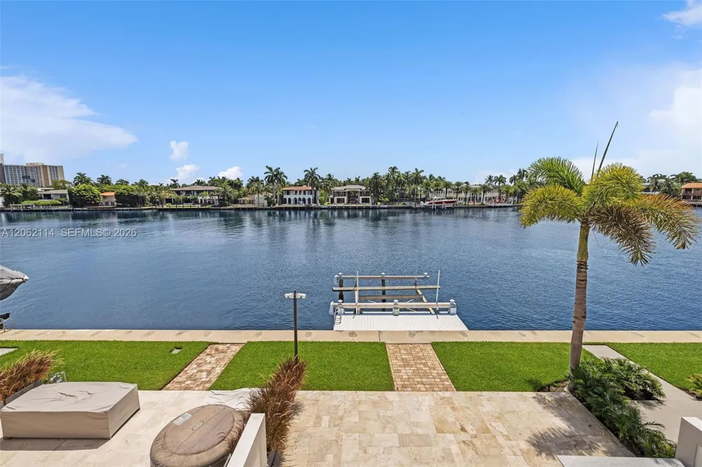 21103 NE 38th Ave #77 Aventura, FL 33180