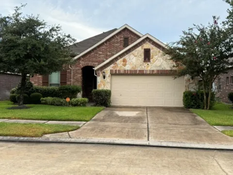 21353 Kings Guild Lane