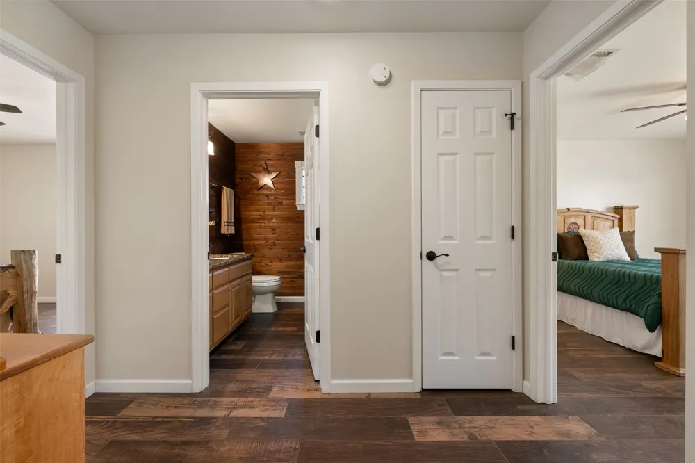 111 Lookout Circle Hutto, TX 78634