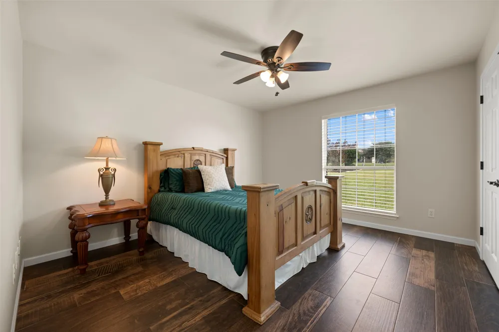 111 Lookout Circle Hutto, TX 78634