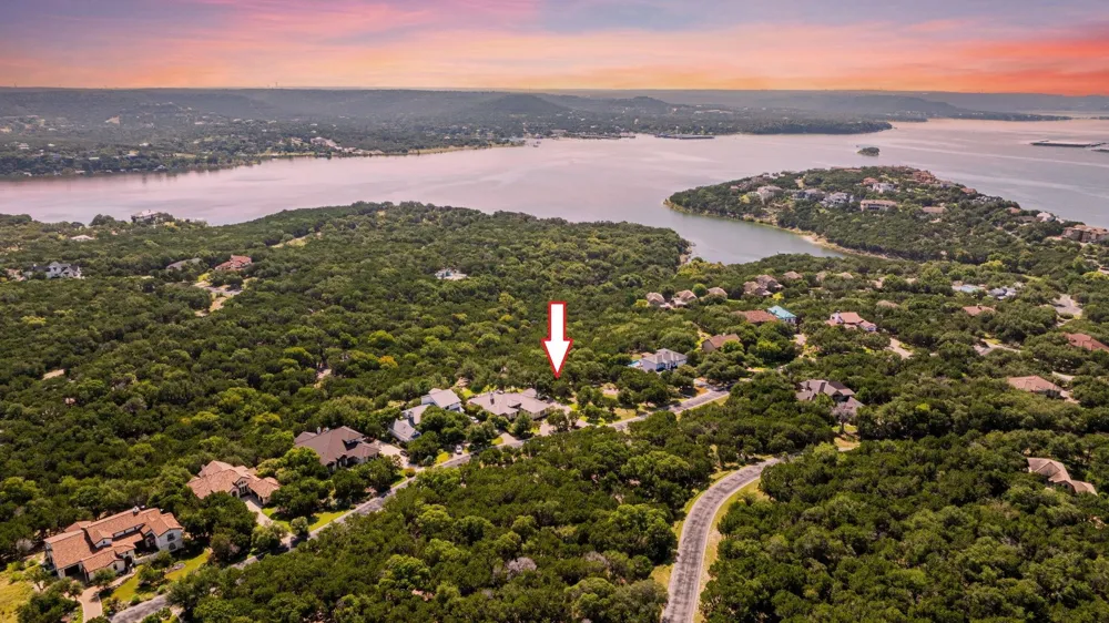 17604 Regatta View Drive Drive Jonestown, TX 78645