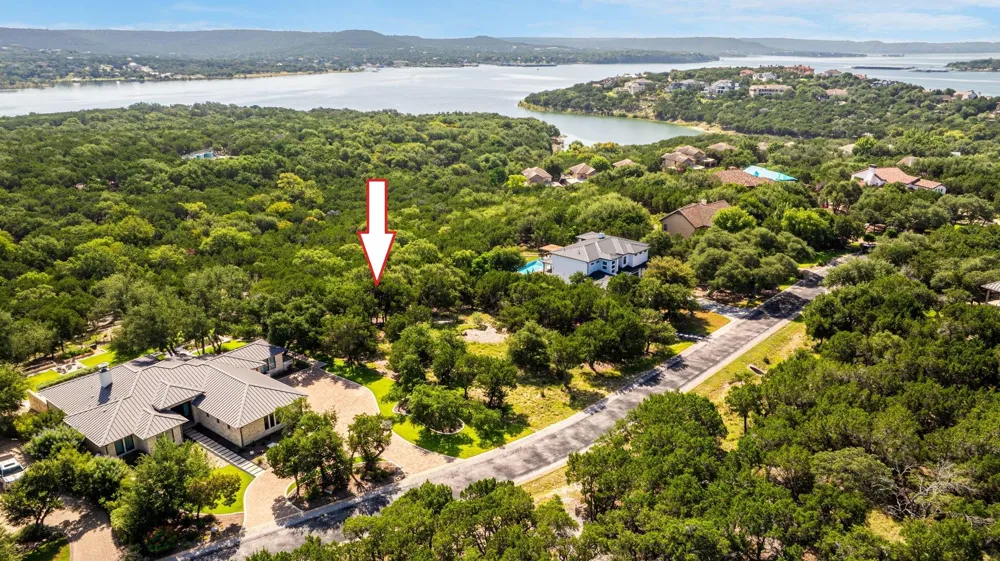 17604 Regatta View Drive Drive Jonestown, TX 78645