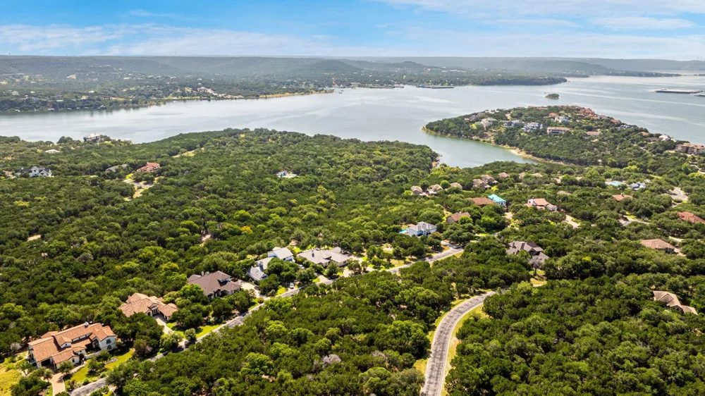 17604 Regatta View Drive Drive Jonestown, TX 78645