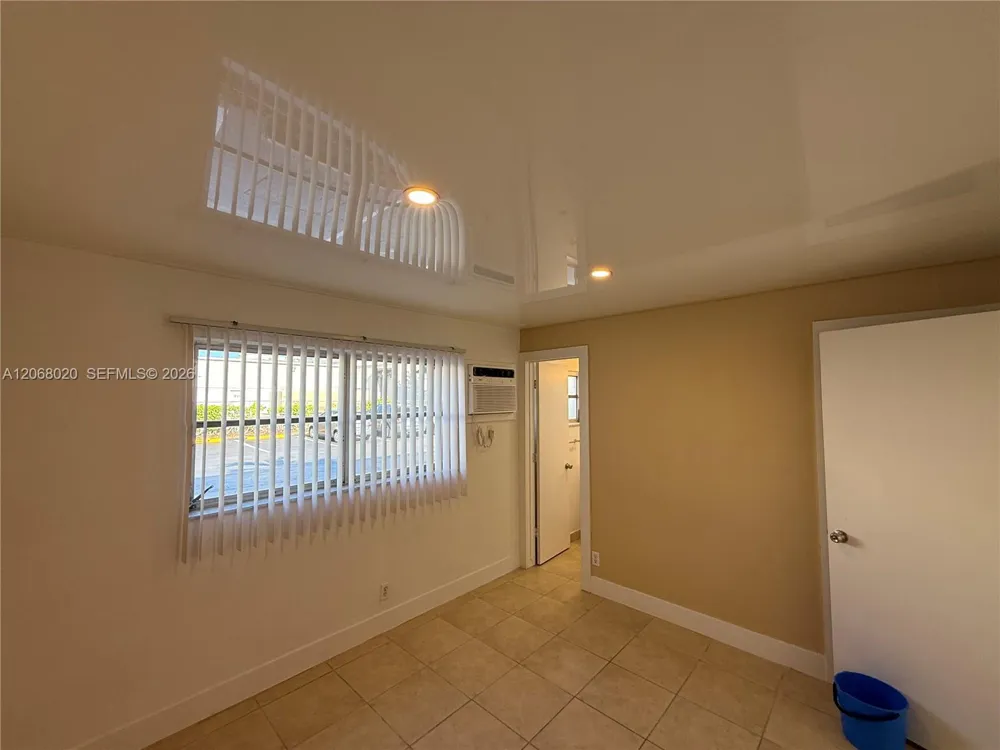 5168 NE 6th Ave #407 Oakland Park, FL 33334