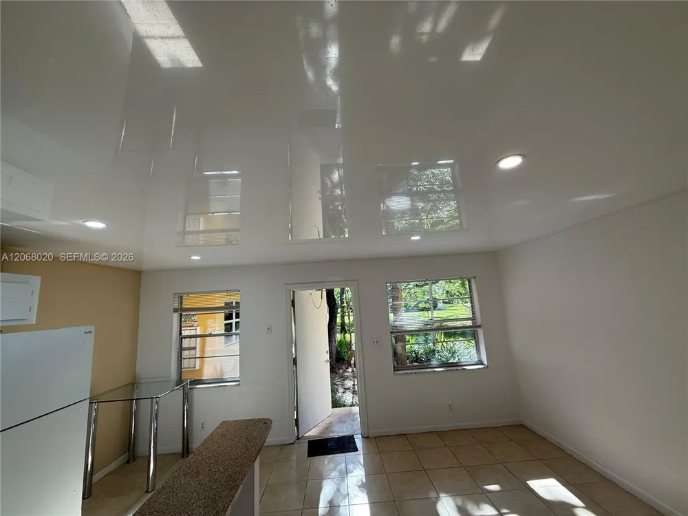 5168 NE 6th Ave #407 Oakland Park, FL 33334
