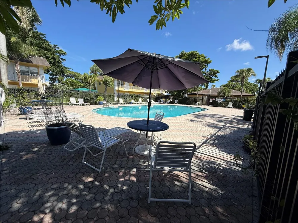 5168 NE 6th Ave #407 Oakland Park, FL 33334