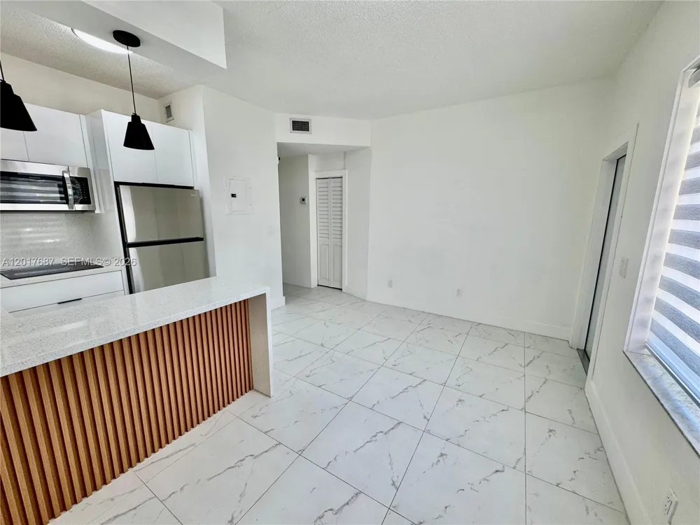 421 NW 13th Ave #A Miami, FL 33125