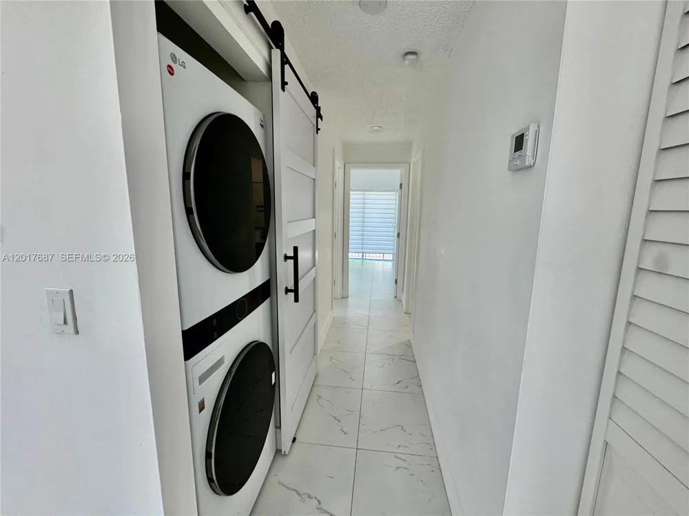 421 NW 13th Ave #A Miami, FL 33125