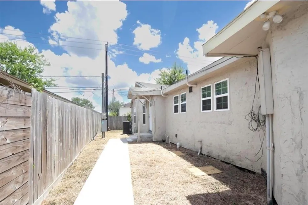 12115 Segrest A Drive Houston, TX 77047