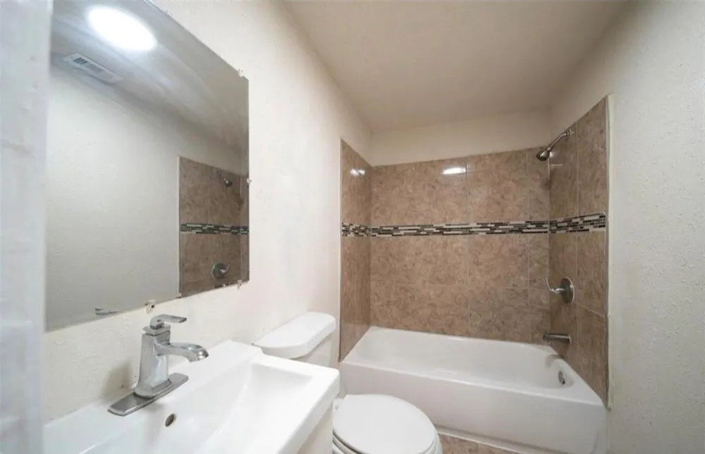 12115 Segrest A Drive Houston, TX 77047