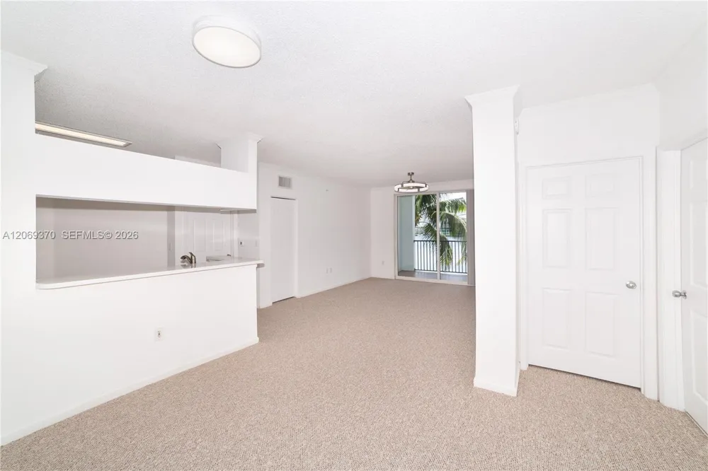 17100 Bay Rd #1407 Sunny Isles Beach, FL 33160