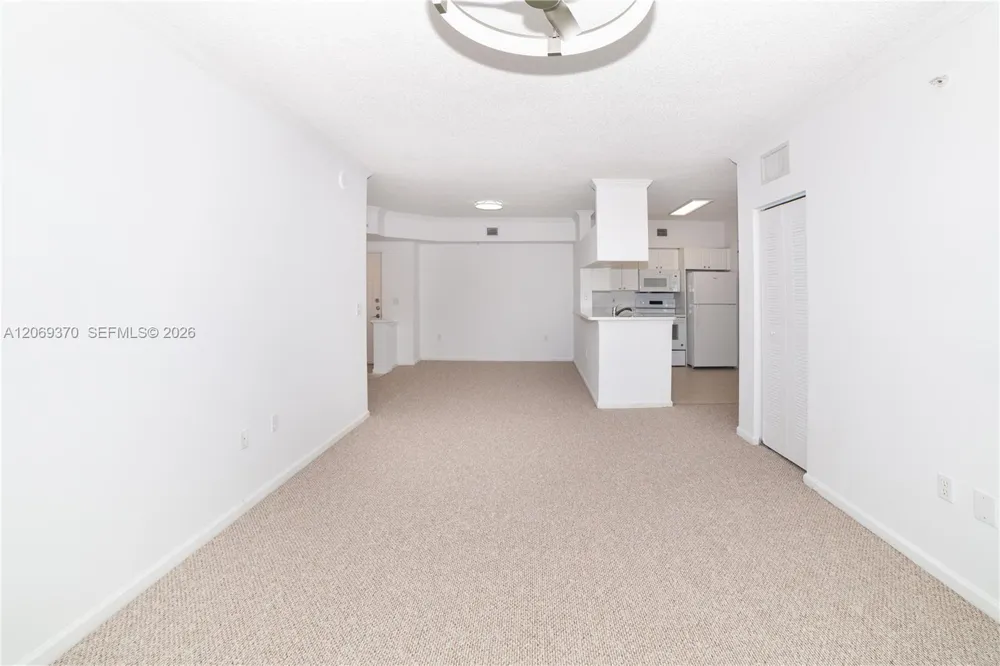 17100 Bay Rd #1407 Sunny Isles Beach, FL 33160