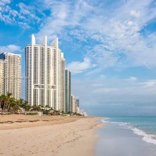 17100 Bay Rd #1407 Sunny Isles Beach, FL 33160