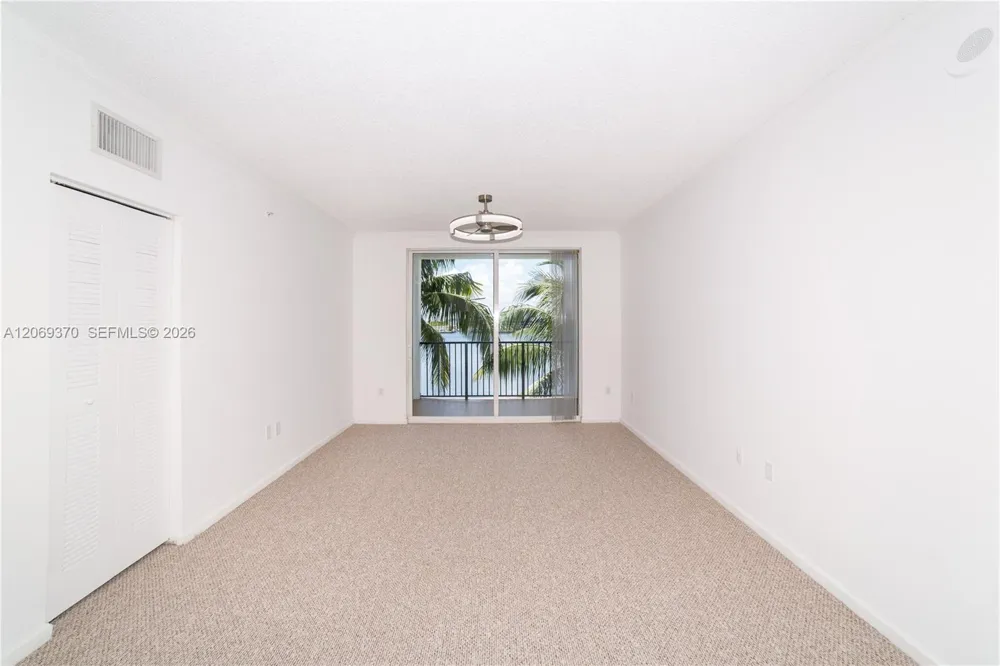 17100 Bay Rd #1407 Sunny Isles Beach, FL 33160