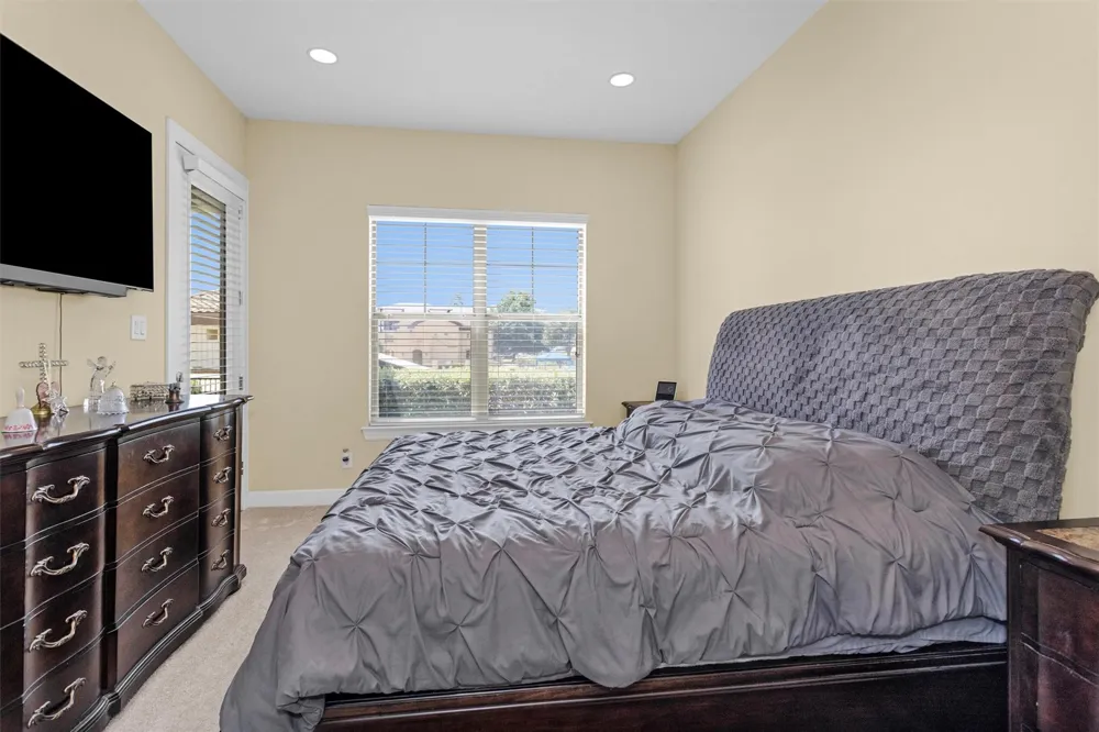 17040 W Fm 1097 Road #6103 Montgomery, TX 77356
