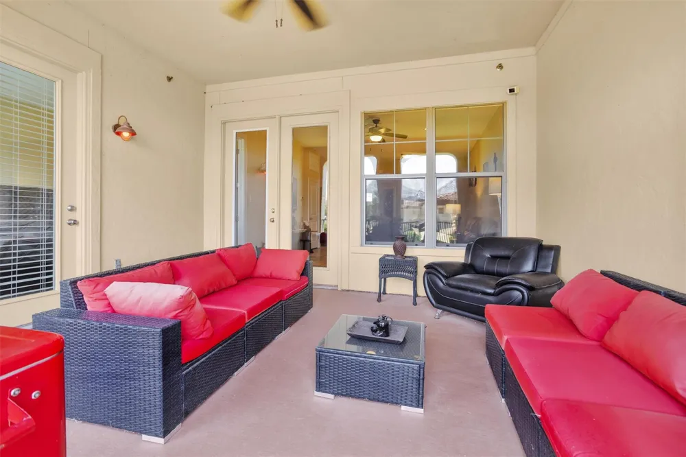 17040 W Fm 1097 Road #6103 Montgomery, TX 77356