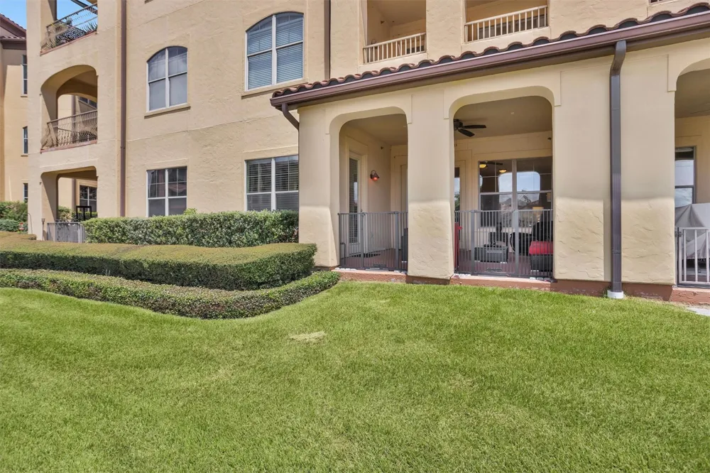 17040 W Fm 1097 Road #6103 Montgomery, TX 77356