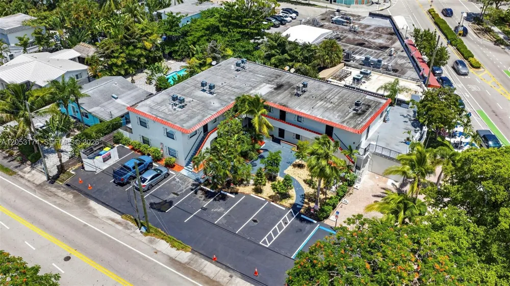 2300 NE 6th Ave #201 Wilton Manors, FL 33305