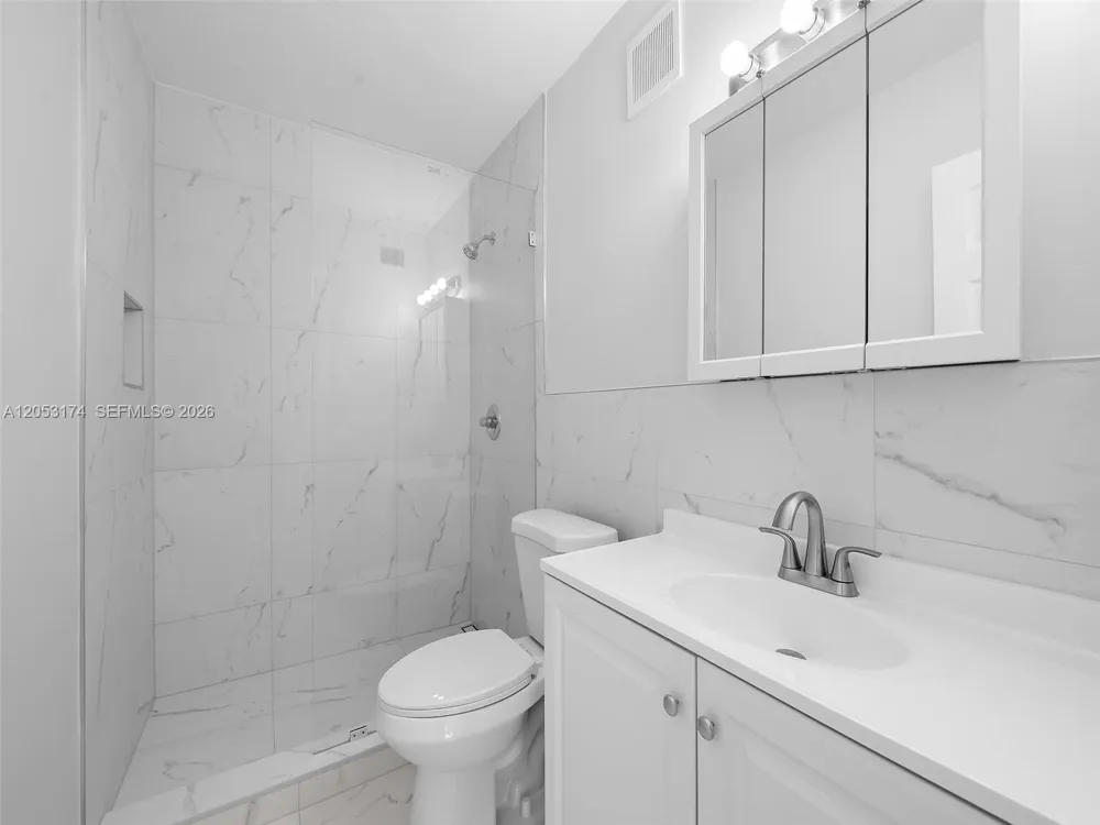 2300 NE 6th Ave #201 Wilton Manors, FL 33305