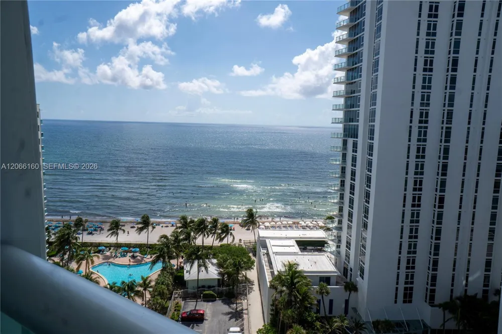 3901 S Ocean Dr #PH16O Hollywood, FL 33019