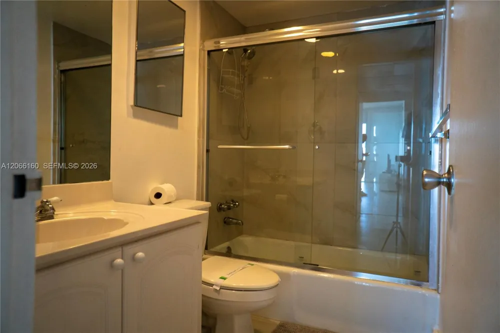 3901 S Ocean Dr #PH16O Hollywood, FL 33019