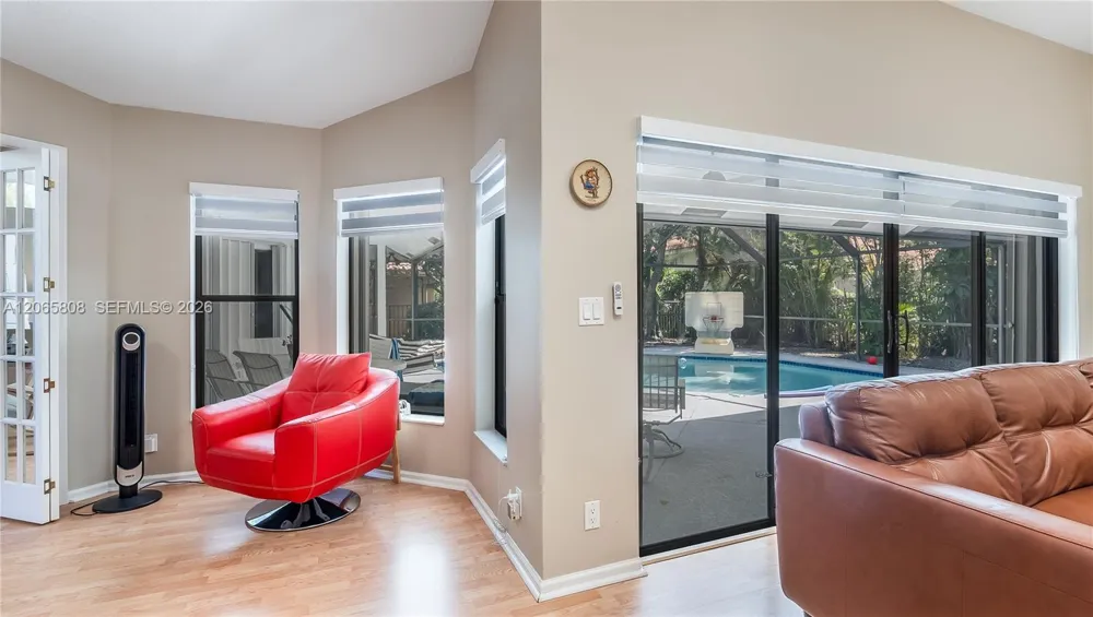 1097 Smoke Tree Ct Weston, FL 33326