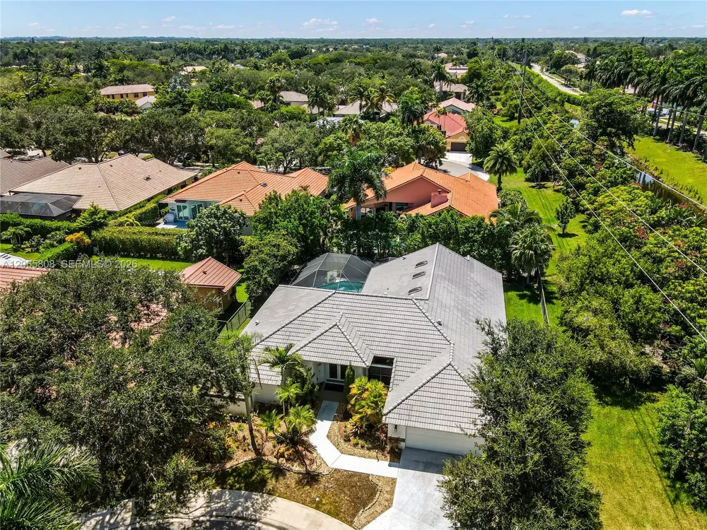 1097 Smoke Tree Ct Weston, FL 33326