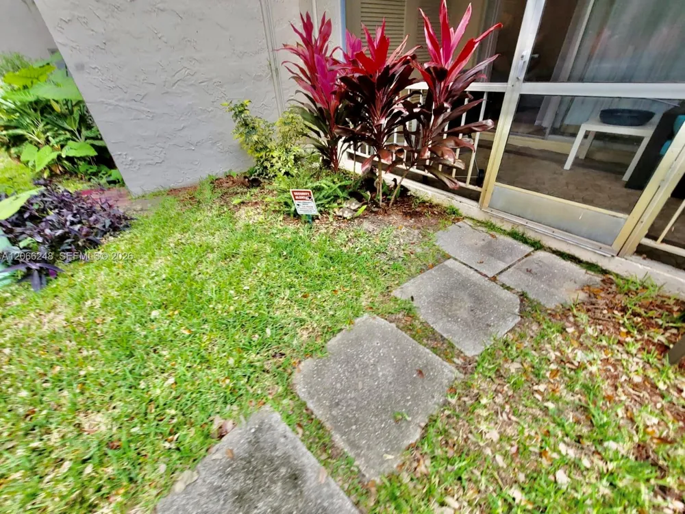 610 NW 13th St #11 Boca Raton, FL 33486